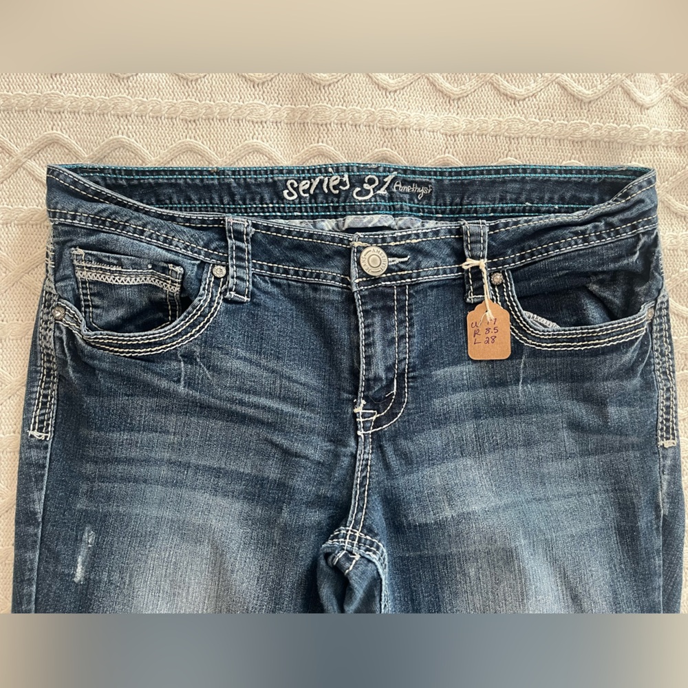 Amethyst Jeans Boot Cut in Medium Wash Juniors Size 13 - Picture 14 of 15